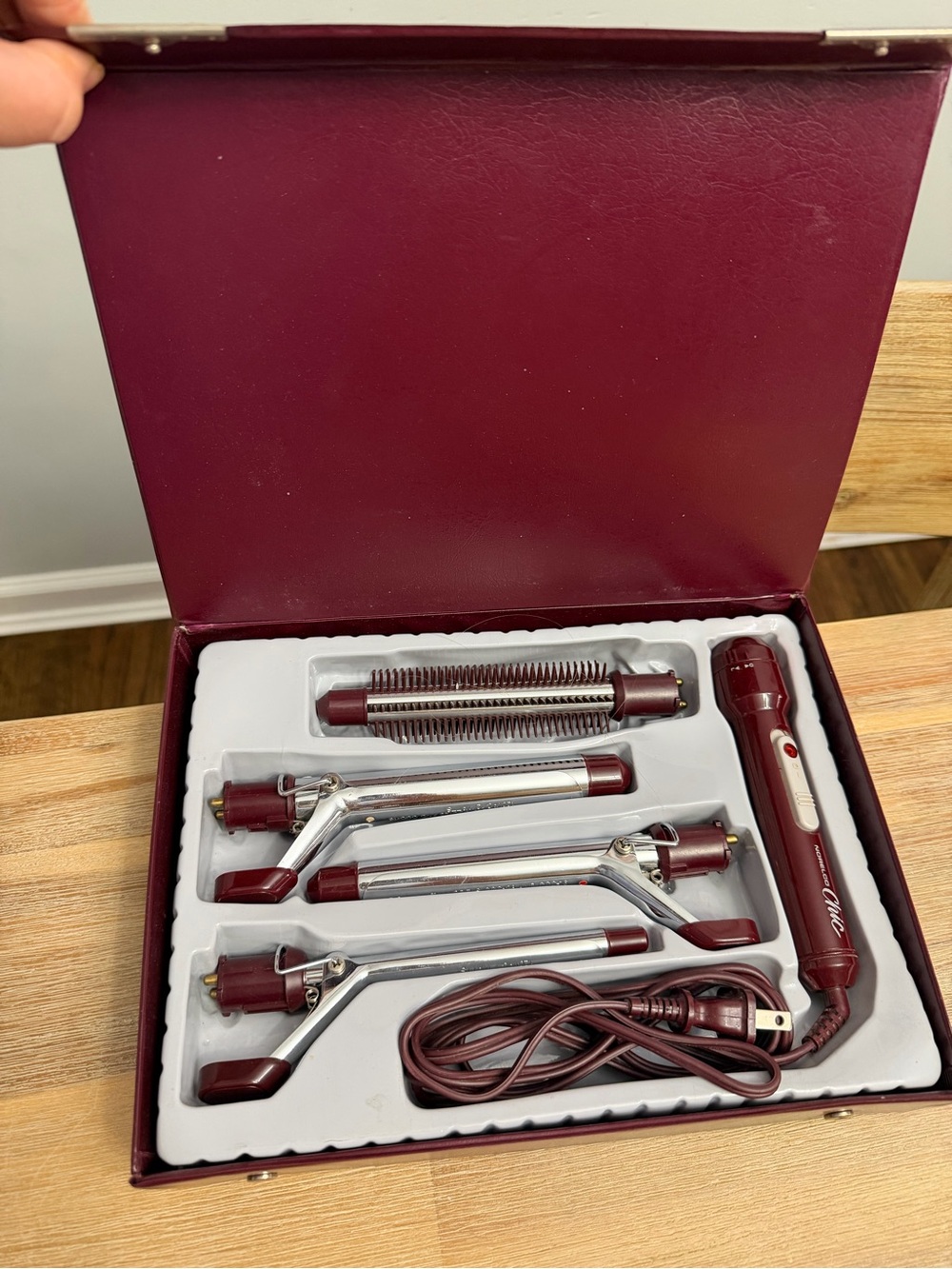 Working Vintage Norelco Chic - Curling Iron Kit